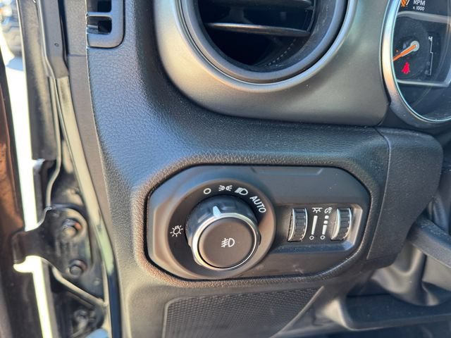 Used 2022 Jeep Wrangler Unlimited Sport AWD/4WD image 19