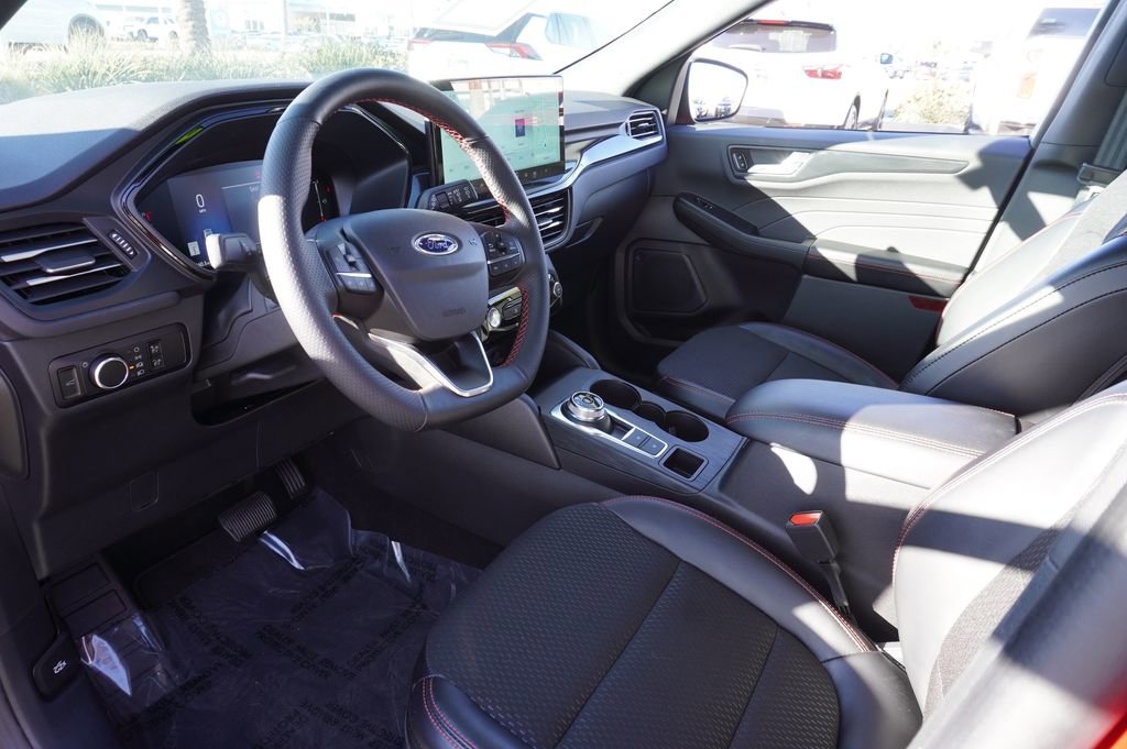 Used 2025 Ford Escape ST-Line w/ Tech Pack #1 image 16