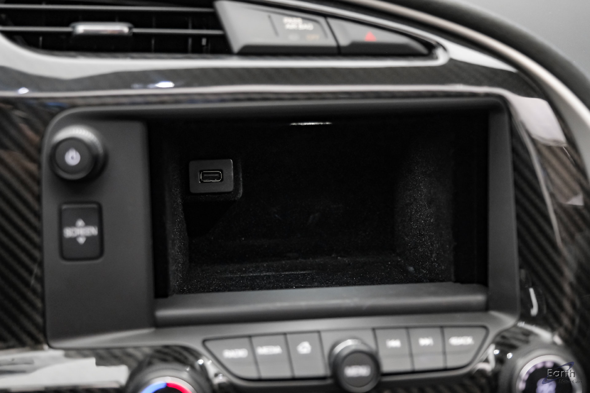 Used 2019 Chevrolet Corvette Z06 RWD image 76
