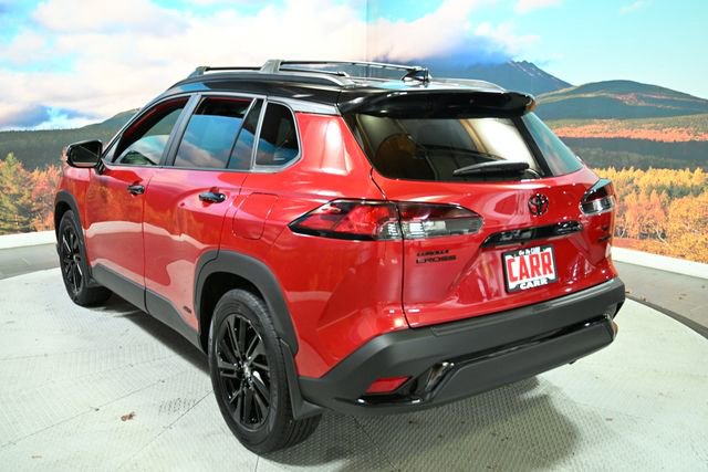 Used 2024 Toyota Corolla Cross AWD Hybrid w/ Moonroof Package image 11