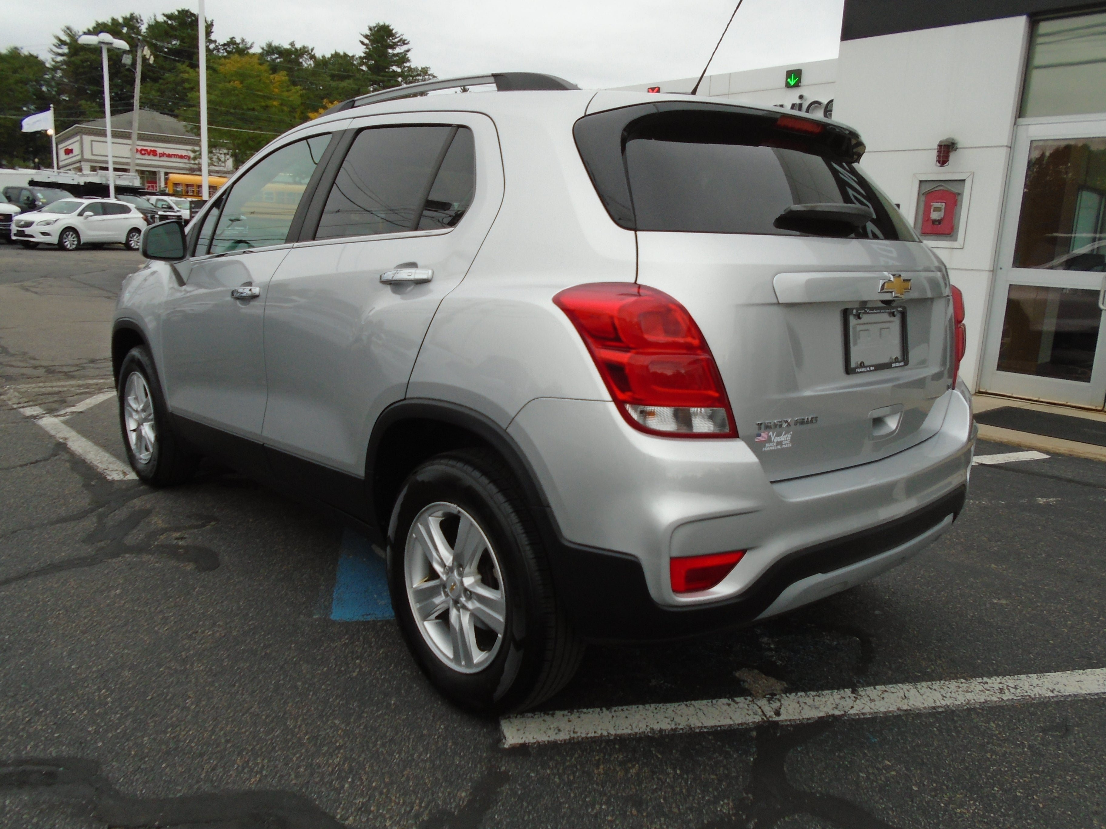 Certified 2018 Chevrolet Trax LT w/ LT Convenience Package AWD/4WD image 8