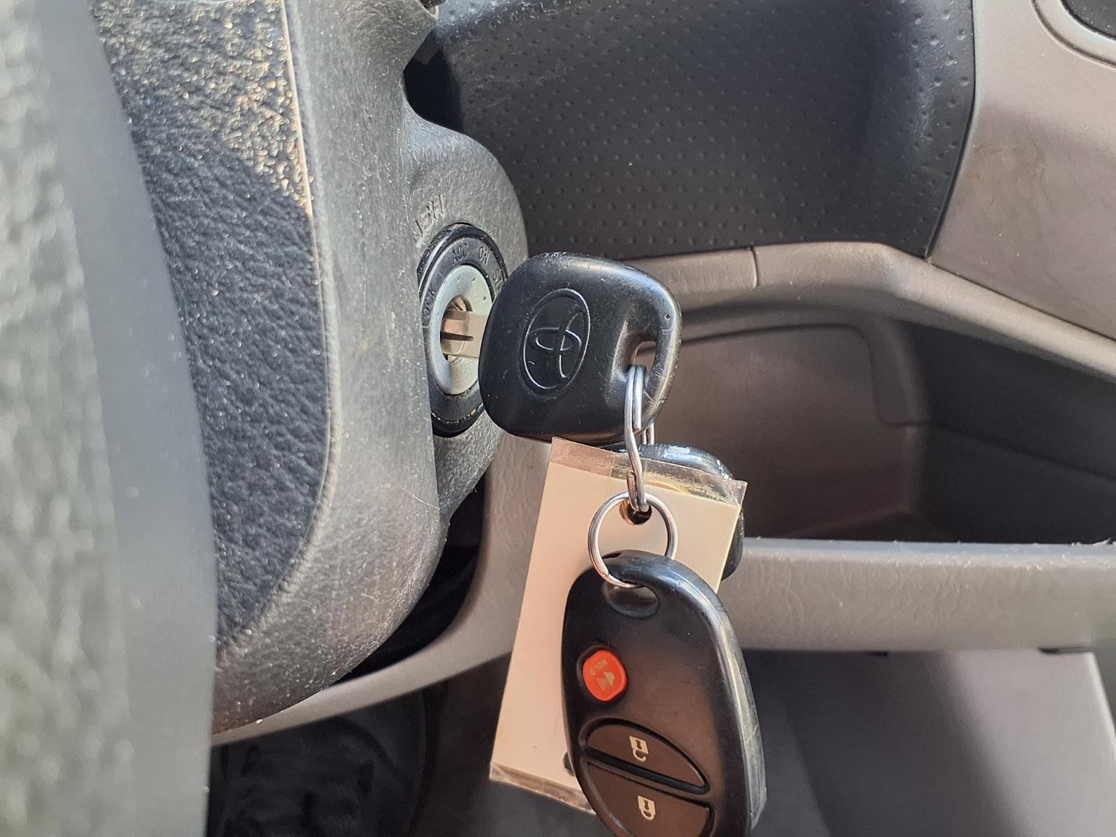 Used 2011 Toyota Tacoma PreRunner w/ SR5 Pkg #2 RWD image 10