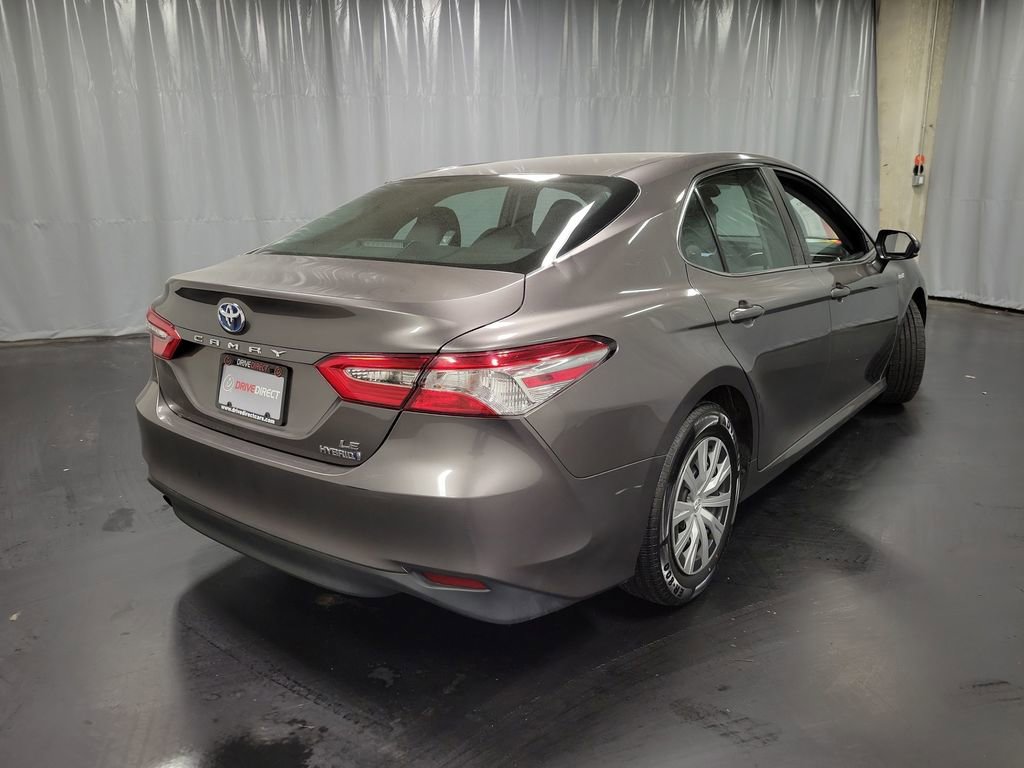 Used 2018 Toyota Camry LE FWD image 8