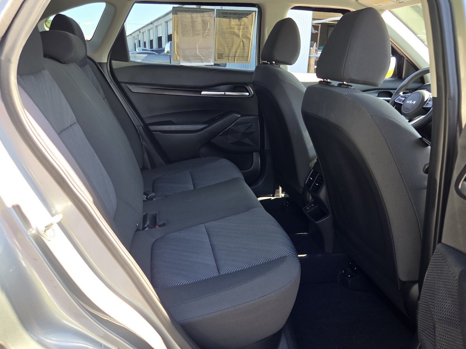 Used 2024 Kia Seltos LX AWD/4WD image 16