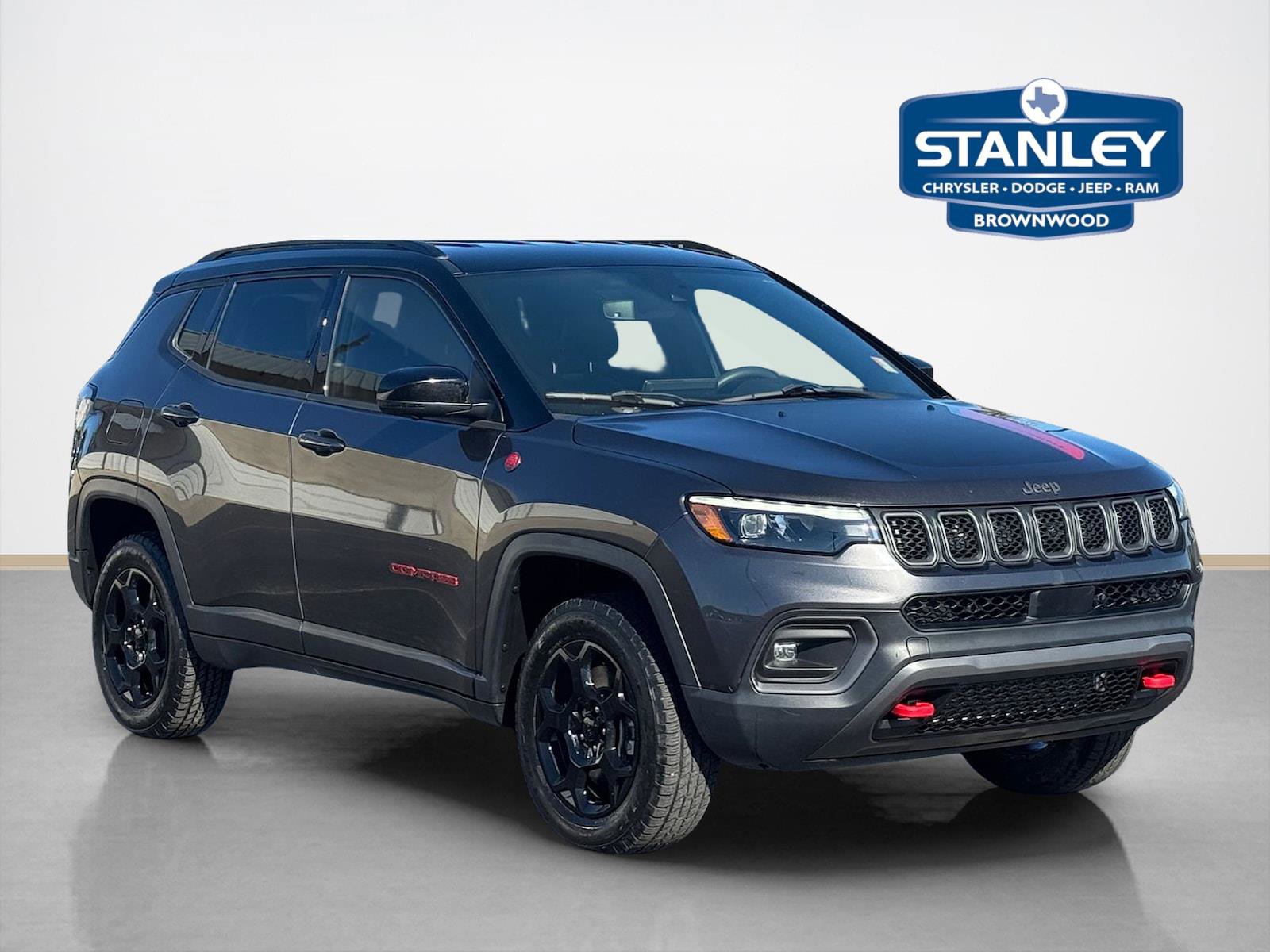 Used 2023 Jeep Compass Trailhawk w/ Trailhawk Elite Group image 1