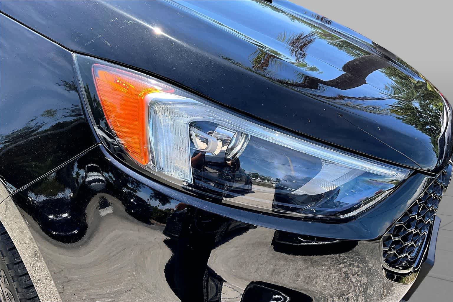 Used 2022 Ford Edge ST-Line w/ Class II Trailer Tow Package AWD/4WD image 54