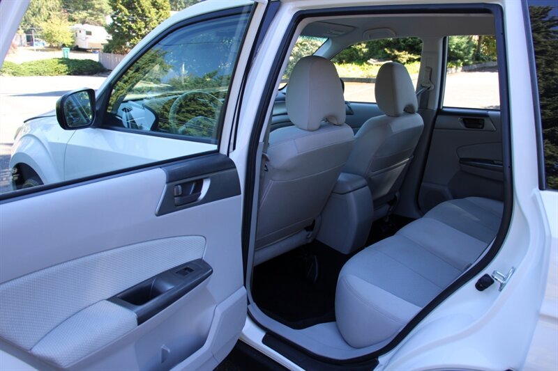 Used 2011 Subaru Forester 2.5X AWD/4WD image 14