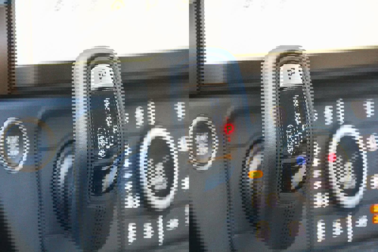 New 2026 Land Rover Defender 110 S image 20