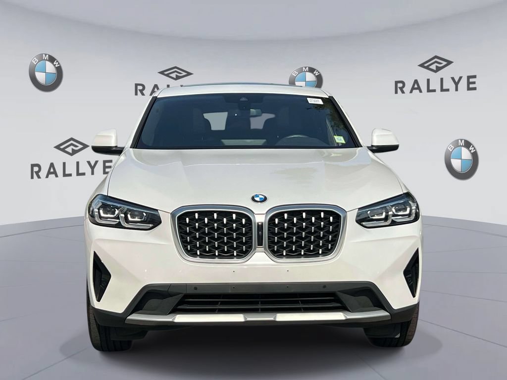 Used 2023 BMW X4 xDrive30i w/ Parking Assistance Package AWD/4WD video 2