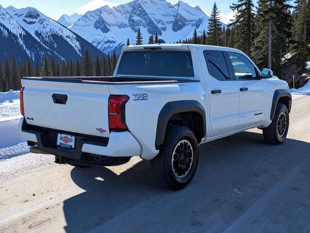 Used 2024 Toyota Tacoma TRD Off-Road image 6