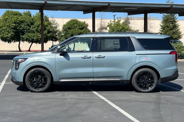 New 2027 Kia Carnival SX FWD image 10