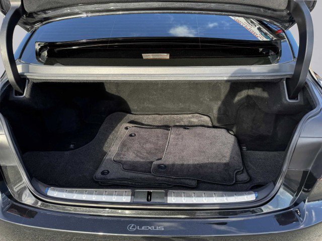 Used 2018 Lexus LS 500h w/ Luxury Package image 47