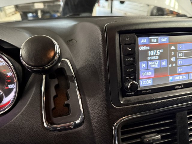 Used 2019 Dodge Grand Caravan SXT FWD image 27