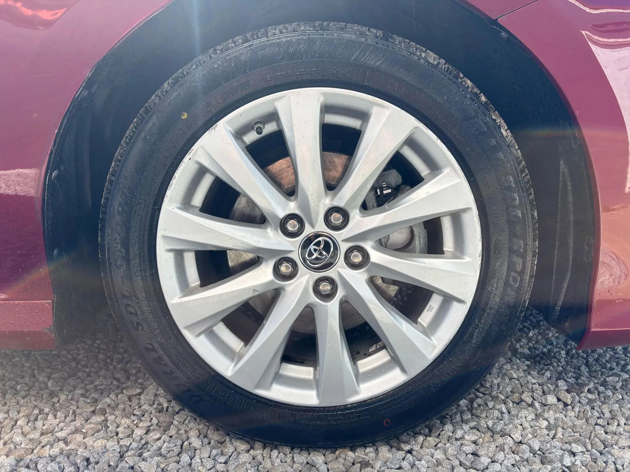 Used 2018 Toyota Camry LE w/ Convenience Package image 8