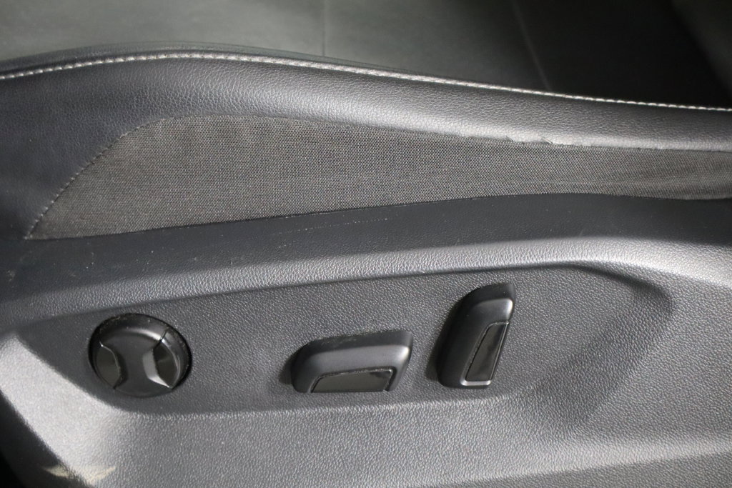 Used 2019 Volkswagen Tiguan SE AWD/4WD image 22