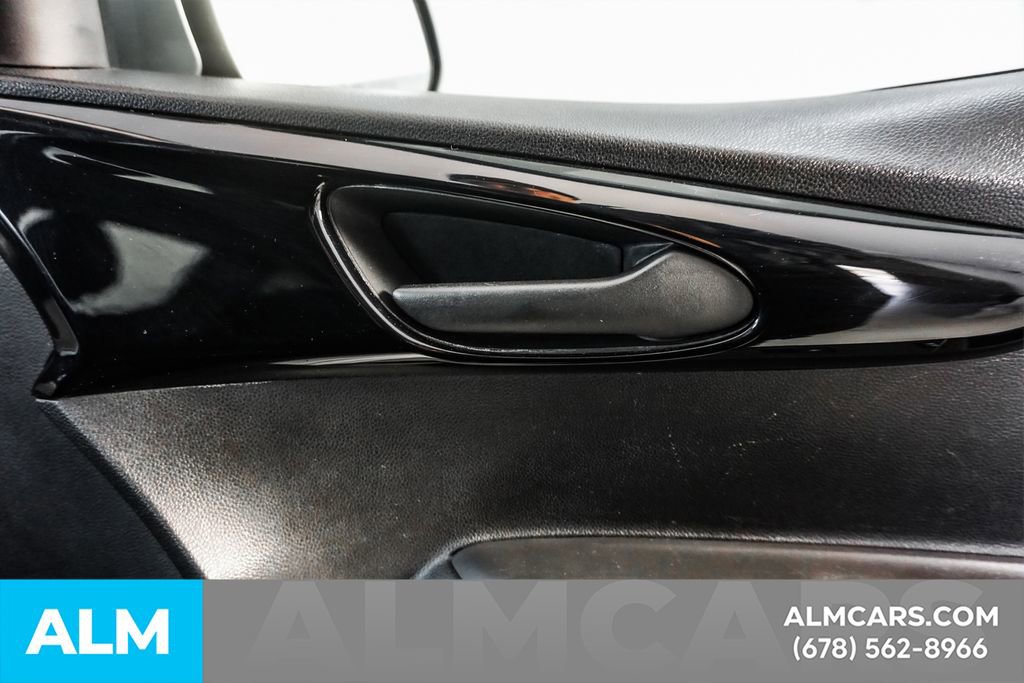 Used 2021 Chevrolet Spark LT image 40