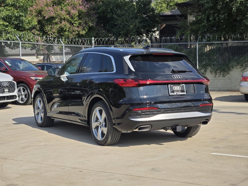 Certified 2025 Audi Q5 Prestige AWD/4WD image 11