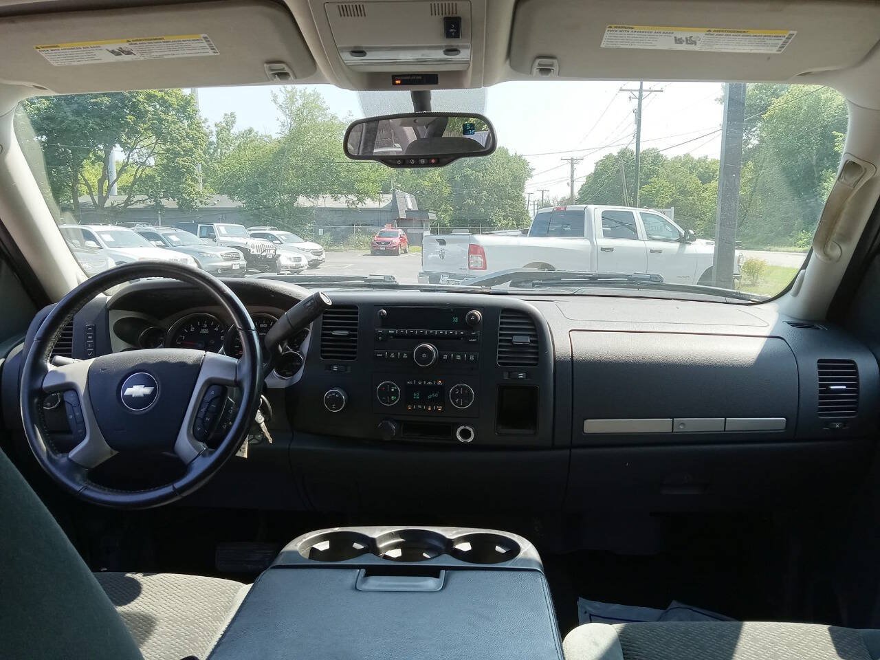 Used 2007 Chevrolet Silverado 1500 LT w/ 1LT Convenience Package AWD/4WD image 8