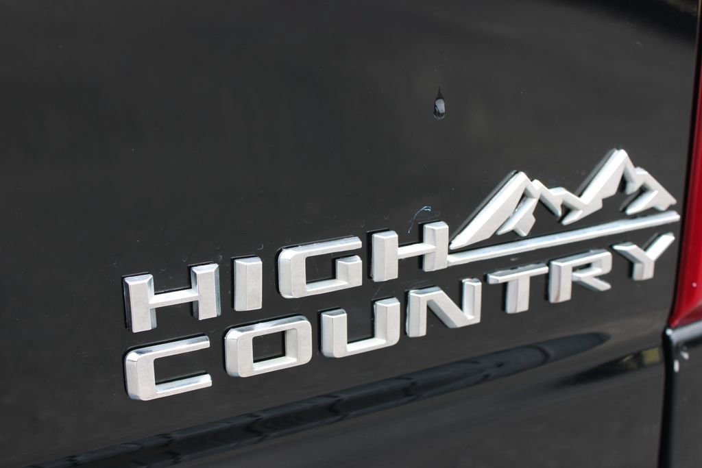 Used 2020 Chevrolet Silverado 2500 High Country w/ Z71 Off-Road Package AWD/4WD image 19