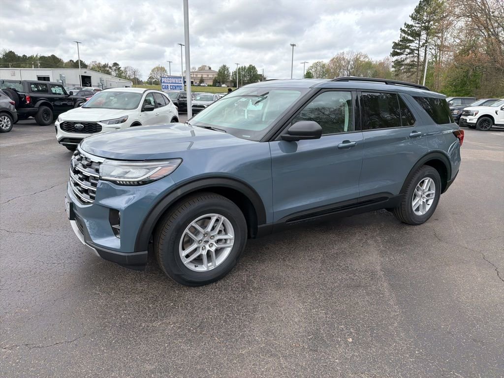 New 2026 Ford Explorer Active image 14