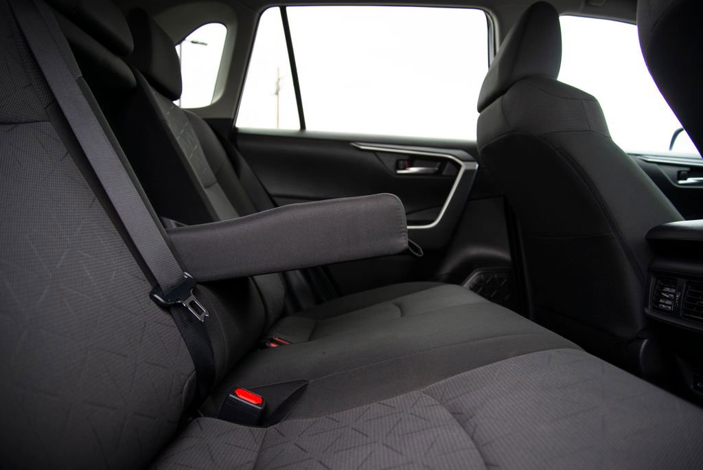 Used 2024 Toyota RAV4 XLE image 16