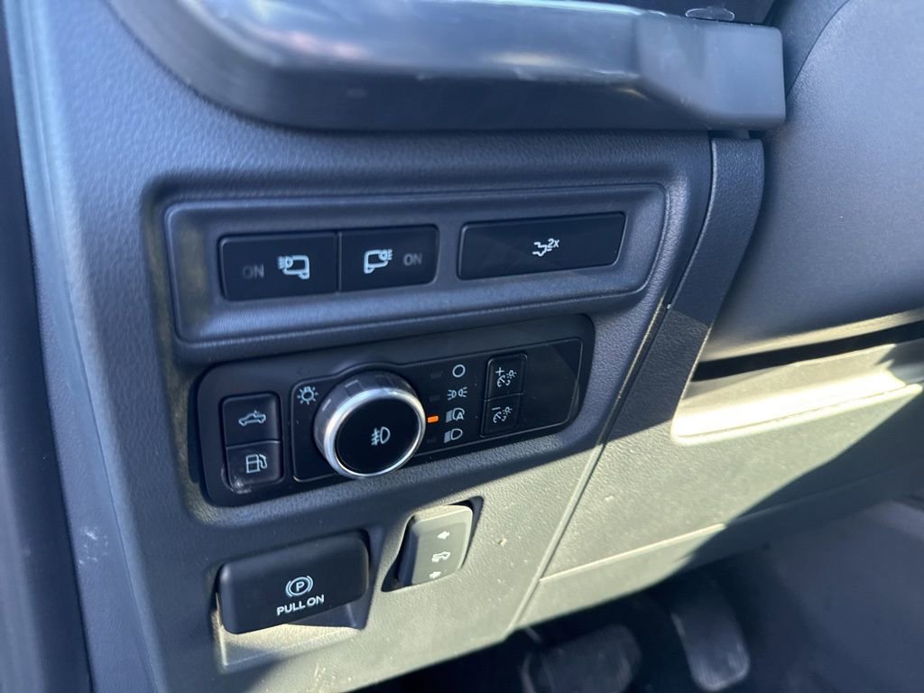 Used 2023 Ford F150 Lariat w/ Equipment Group 502A High image 13