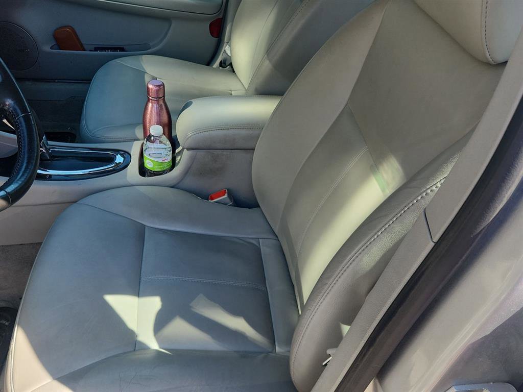 Used 2013 Chevrolet Impala LTZ FWD image 10