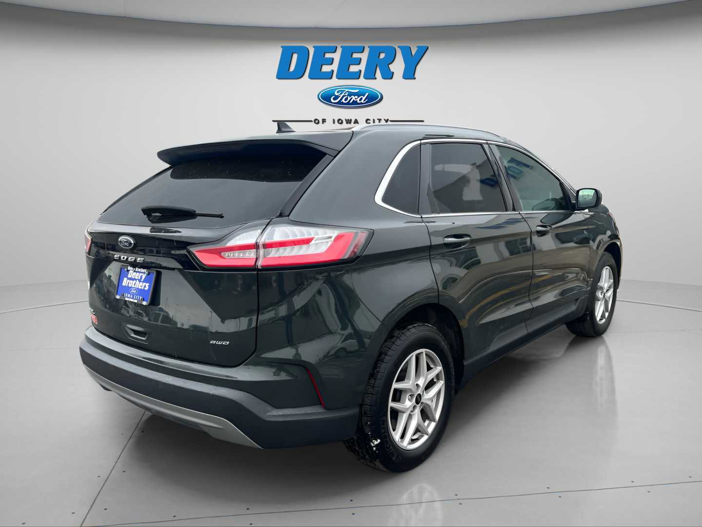 Used 2024 Ford Edge SEL w/ Convenience Package image 8