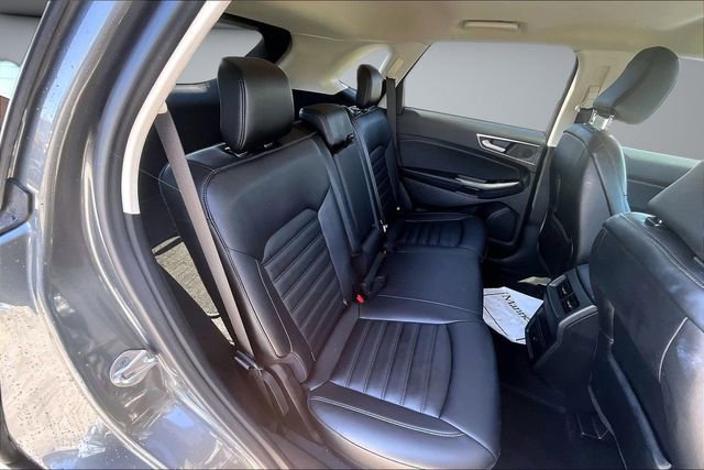 Used 2023 Ford Edge SEL image 25