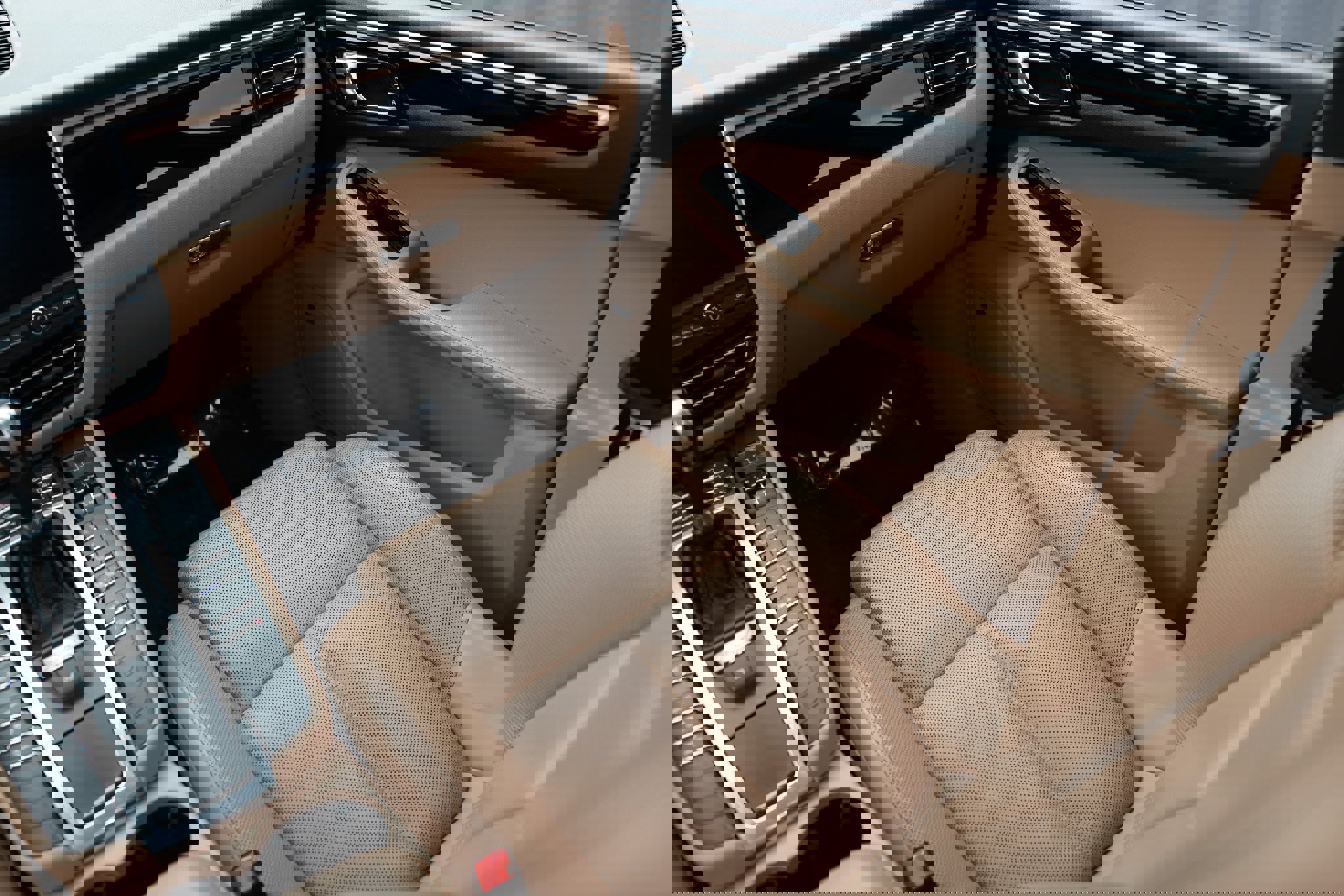 Used 2020 Porsche Macan image 26