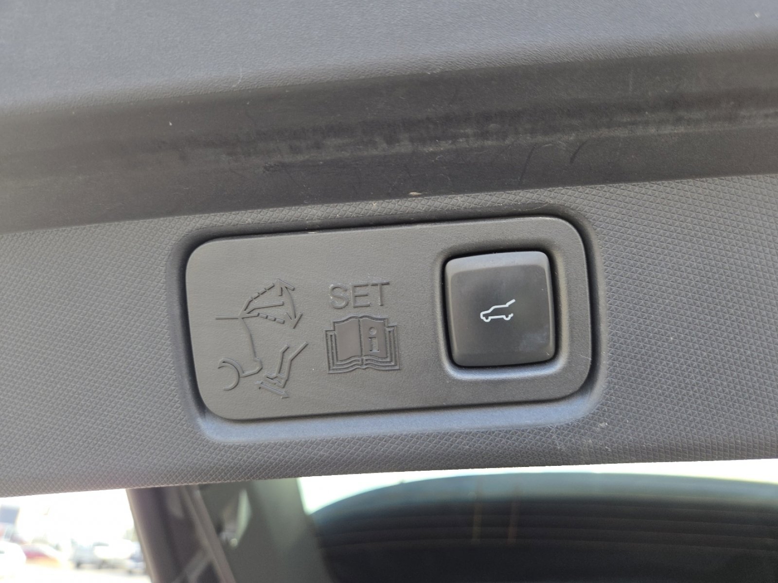 Used 2022 Ford Mustang Mach-E Premium image 22