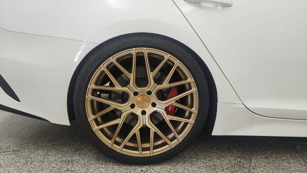 Used 2021 Kia Stinger GT1 image 30