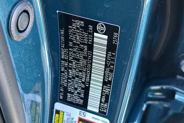 Used 2025 Toyota Camry XSE FWD image 23