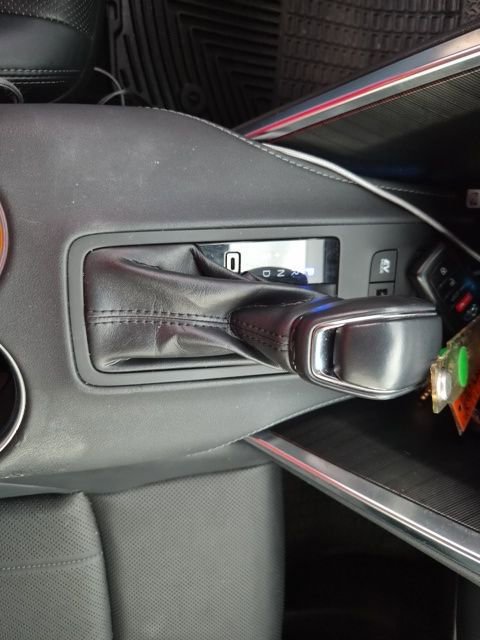 Used 2021 Toyota Venza XLE w/ Softex Package AWD/4WD image 10