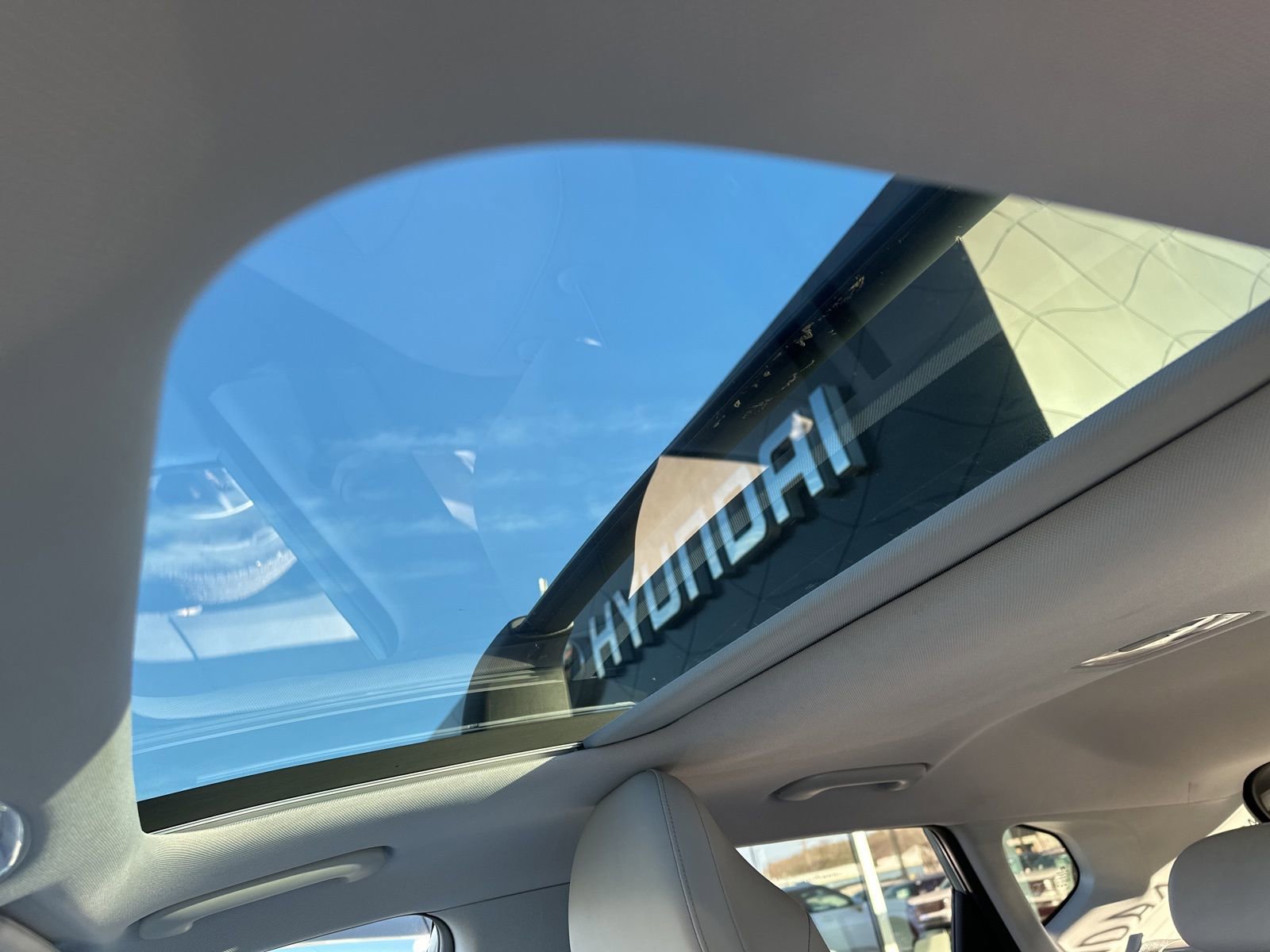 Used 2025 Hyundai Kona Limited image 47