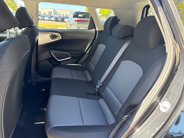 Used 2024 Kia Soul LX w/ Option Group 015 image 23