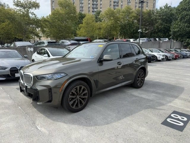 Used 2024 BMW X5 xDrive40i w/ M Sport Package
