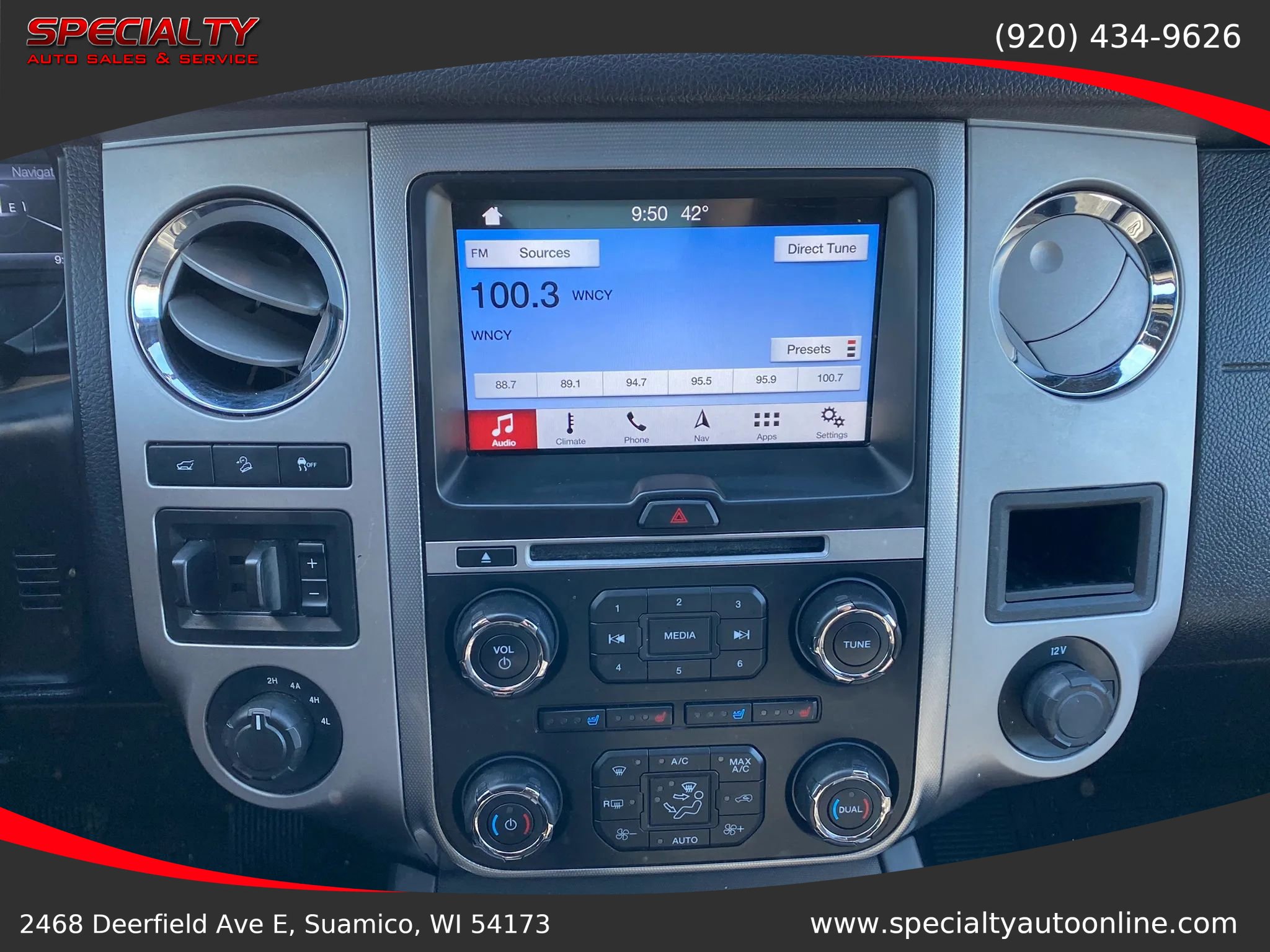 Used 2016 Ford Expedition XLT w/ Equipment Group 202A AWD/4WD image 27