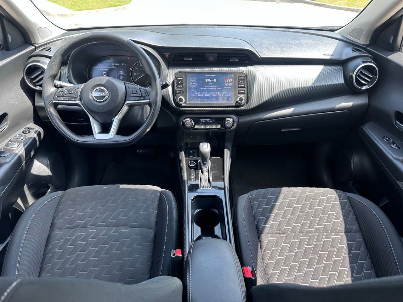 Used 2022 Nissan Kicks SV FWD image 17