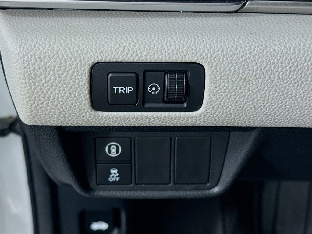 Used 2018 Honda Accord LX image 10