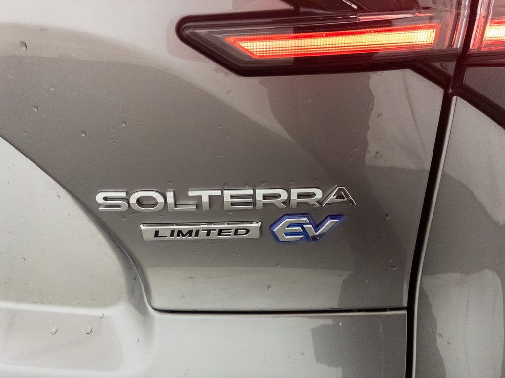Used 2024 Subaru Solterra Limited image 7