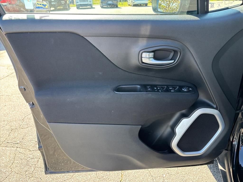 Used 2020 Jeep Renegade Sport image 8