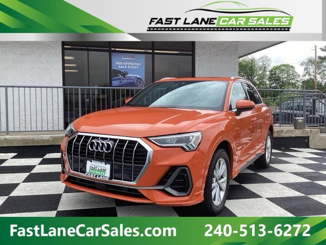 Used 2024 Audi Q3 2.0T Premium image 1