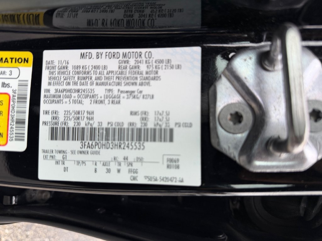 Used 2017 Ford Fusion SE w/ Fusion SE Technology Package FWD image 31