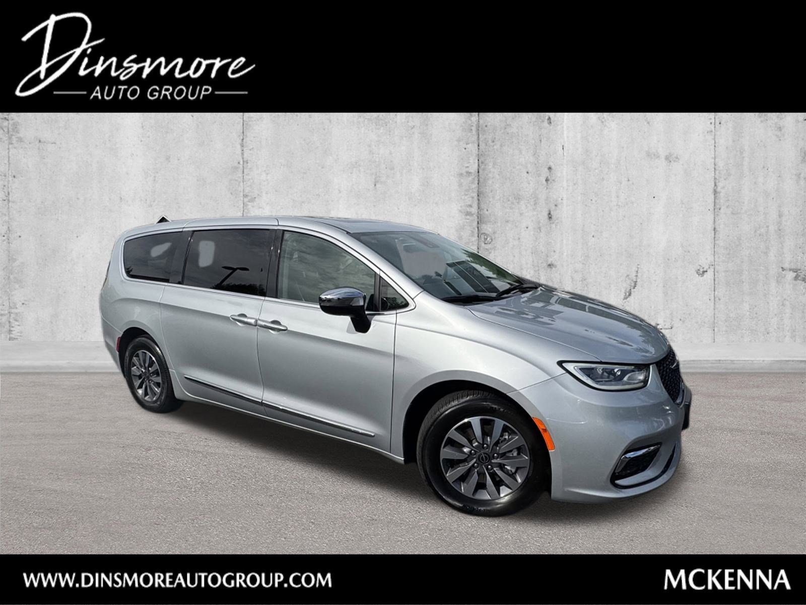 Used 2023 Chrysler Pacifica Limited