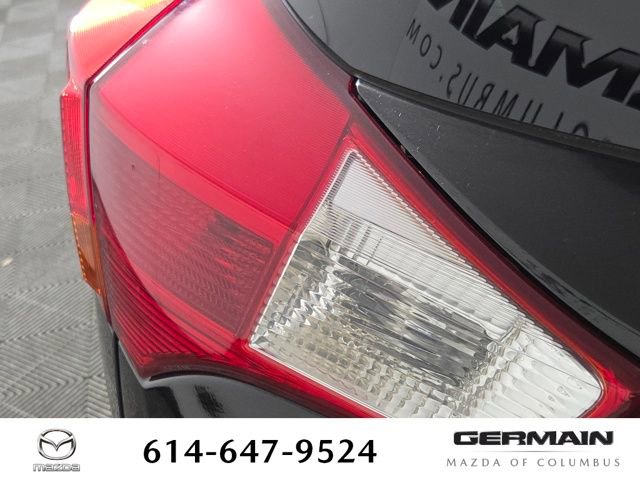 Used 2013 Toyota RAV4 LE image 16