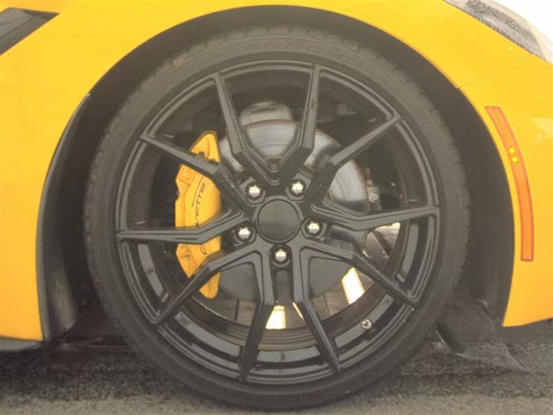 Used 2015 Chevrolet Corvette Stingray Coupe w/ 3LT Preferred Equipment Group RWD image 13