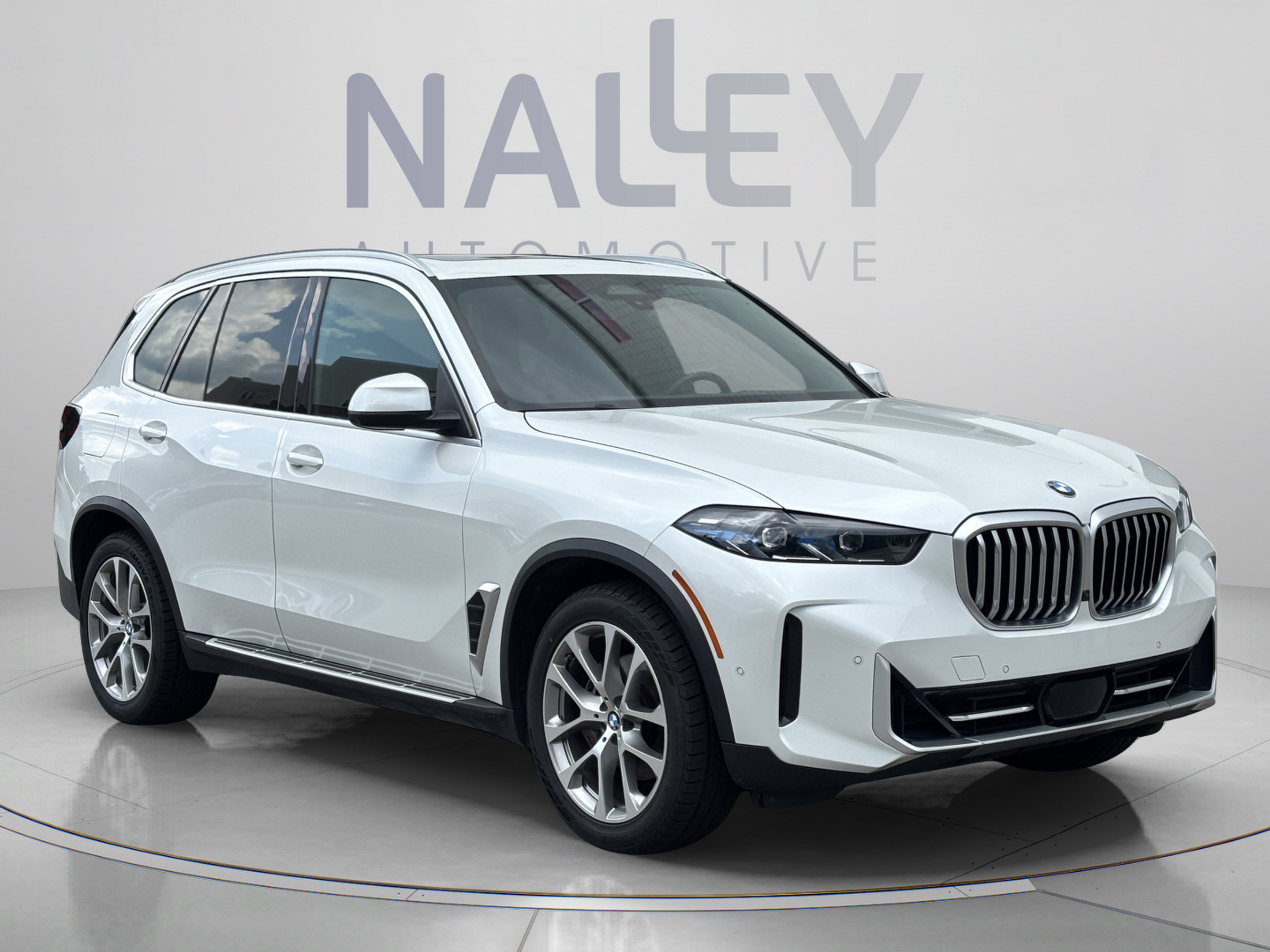 Used 2024 BMW X5 sDrive40i RWD image 5