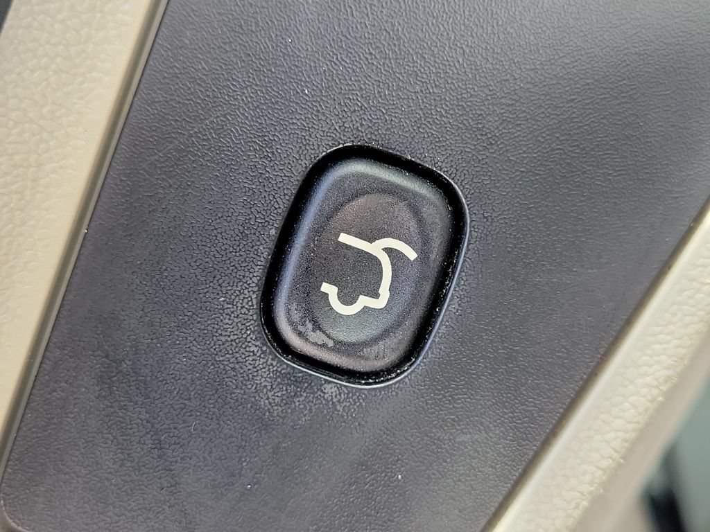 Used 2019 Dodge Grand Caravan SXT FWD image 7