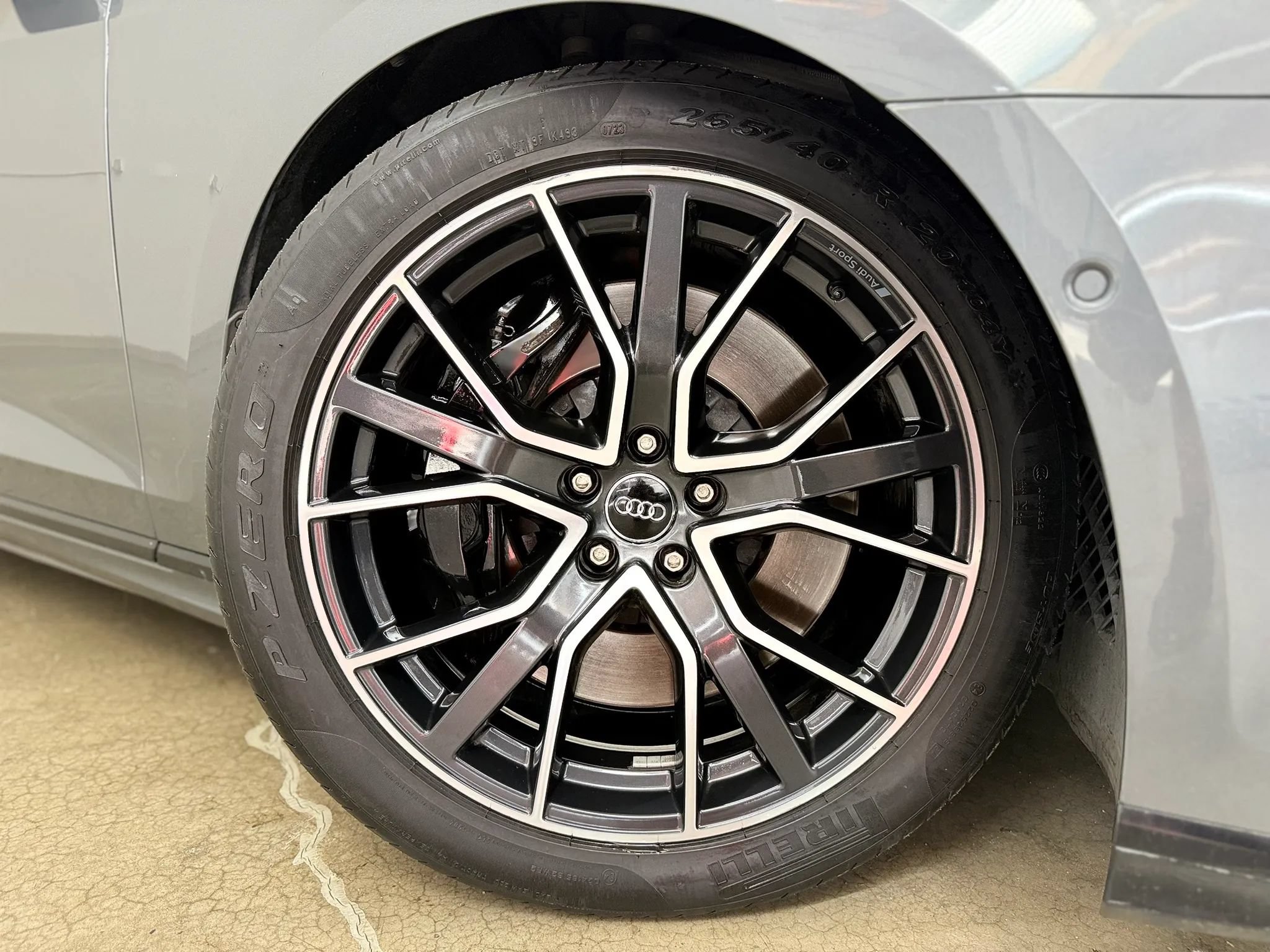 Used 2020 Audi A8 L 4.0T w/ Executive Package AWD/4WD image 3
